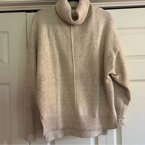 H&M Cream turtleneck sweater